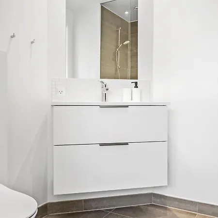 3 Bedroom Lovely In