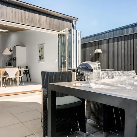 3 Bedroom Lovely In
