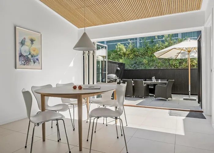 Casa vacanze 3 Bedroom Lovely In *